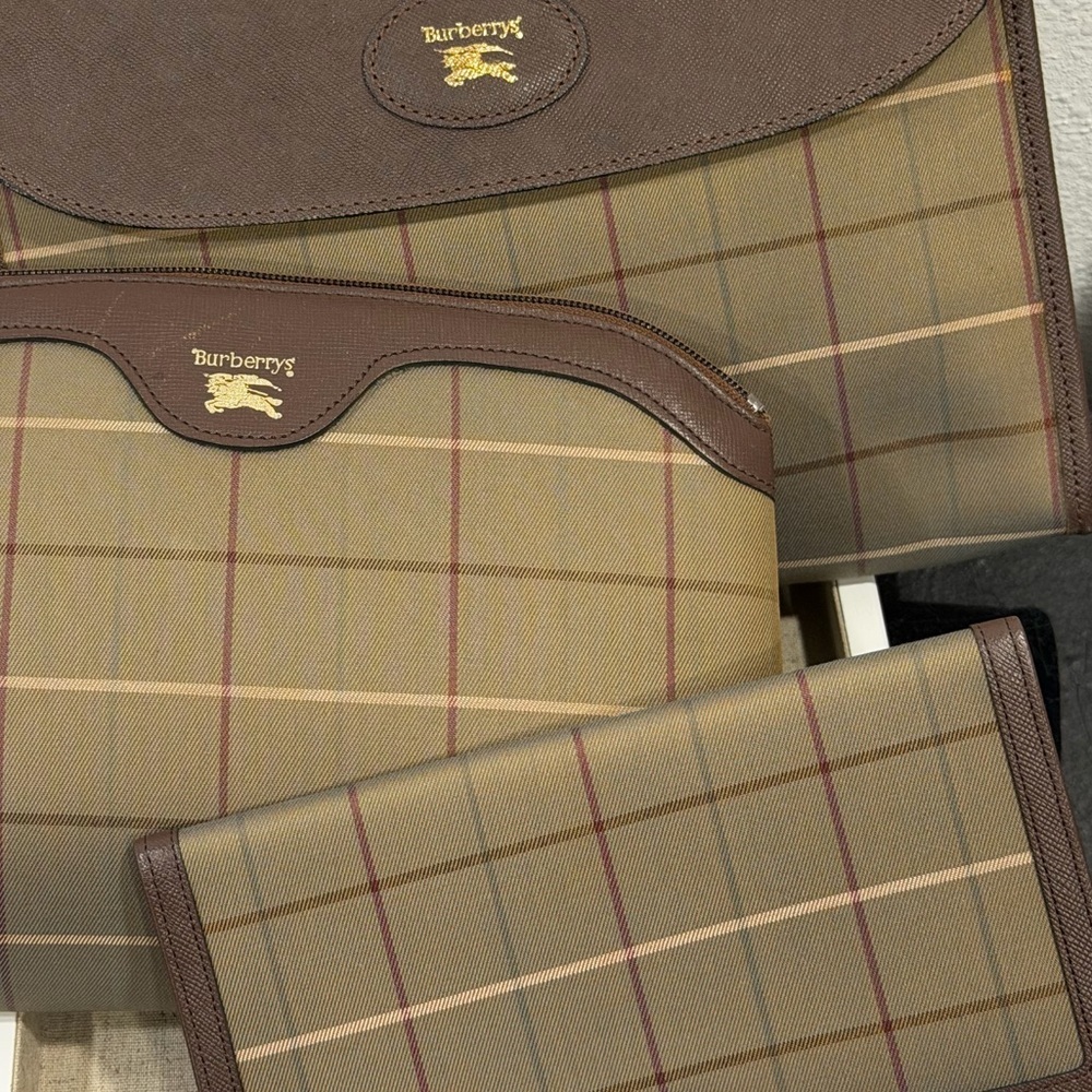 High End & Midrange Designer‎ Bag Show